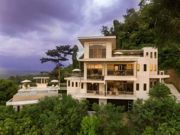 Manuel Antonio Vacation Home Four Bedroom Ocean Views