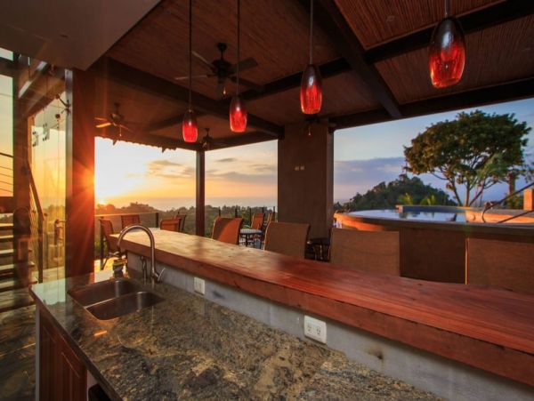 Elegant 8 Bedroom Villa with 360 Degree Views