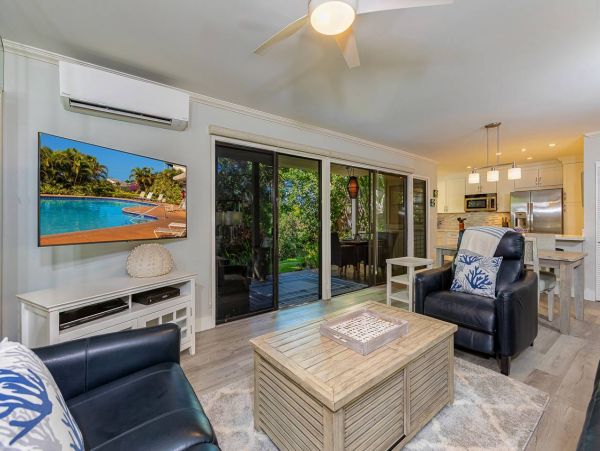 Wailea Vacation Condo Two Bedroom Walk to Beach