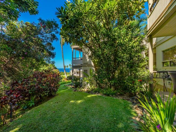 Wailea Vacation Condo Two Bedroom Walk to Beach