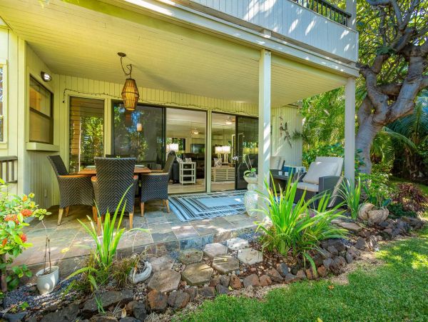 Wailea Vacation Condo Two Bedroom Walk to Beach