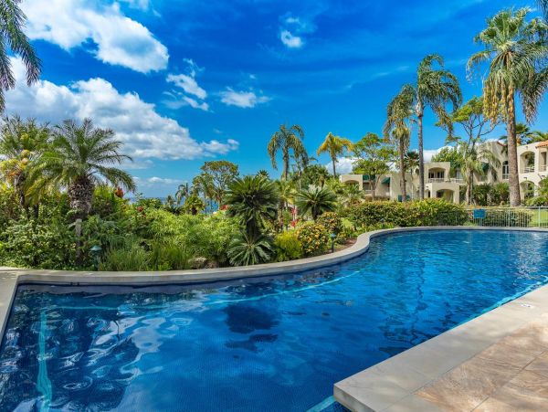 Two Bedroom Vacation Condo in Wailea Close to Beach Sleeps 4