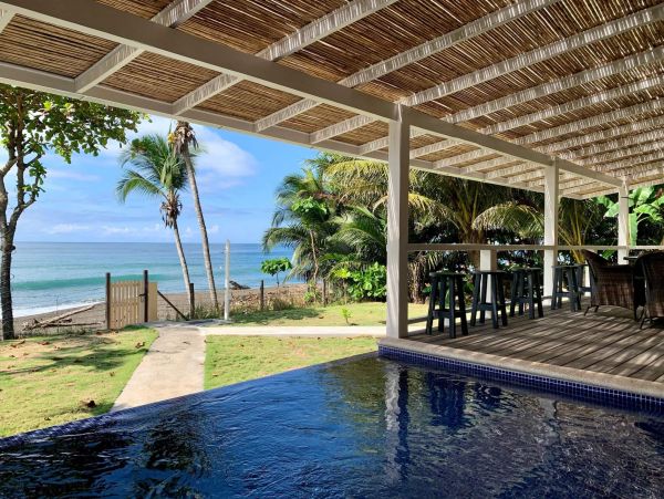 Oceanfront Vacation Villa in Jaco with Private Pool Sleep 16