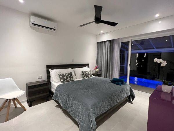 Oceanfront Vacation Villa in Jaco with Private Pool Sleep 16