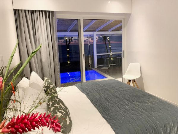 Oceanfront Vacation Villa in Jaco with Private Pool Sleep 16