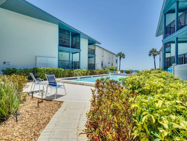 Anna Maria Island Beachfront Condo - Luxury 3-Bed Holmes Beach Vacation Rental