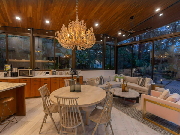 Modern Villa with 3 Bedrooms and Amazing Views