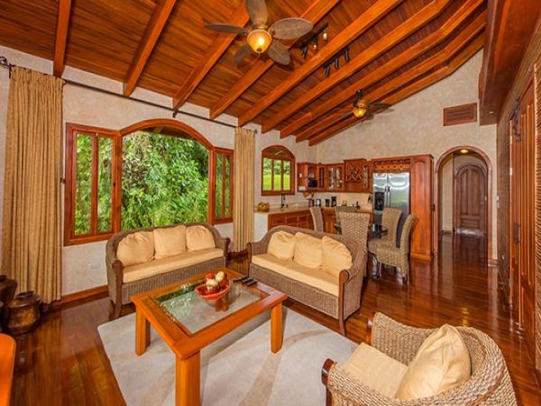 La Fortuna Vacation Villa Five Bedroom