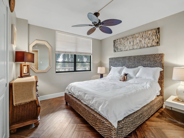 Marco Island Vacation Condo with 2 Bedrooms