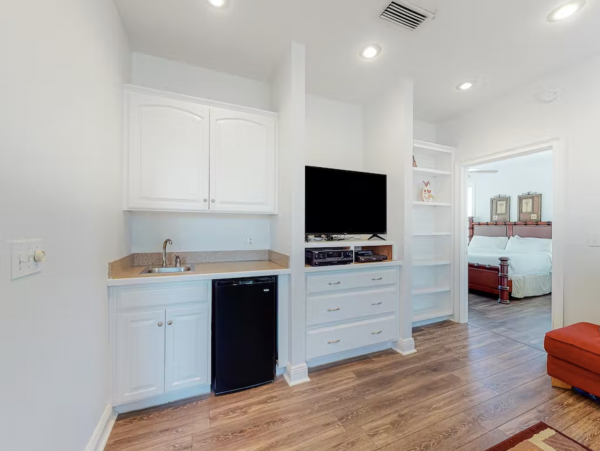 Beach View Dog Friendly Home with Pool in St. George Island