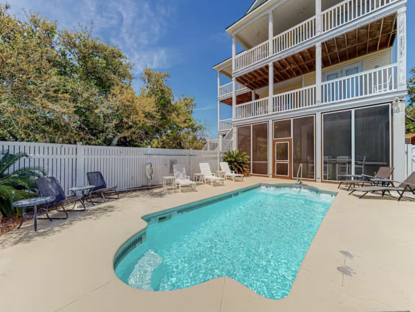 Beach View Dog Friendly Home with Pool in St. George Island
