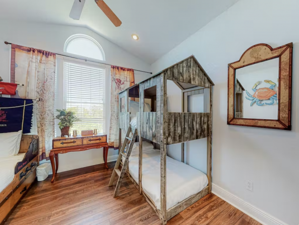 Beach View Dog Friendly Home with Pool in St. George Island