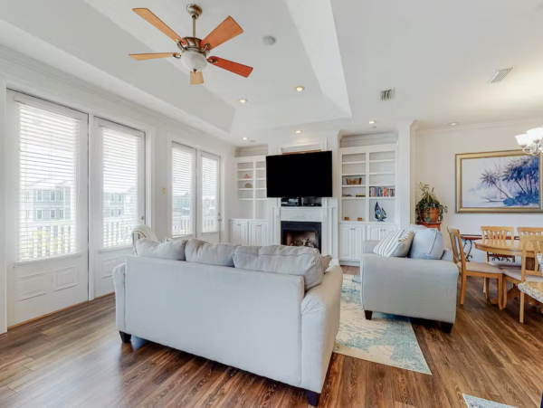 Beach View Dog Friendly Home with Pool in St. George Island