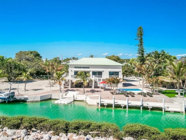 Duck Key Vacation Home Three Bedroom Ocean Views