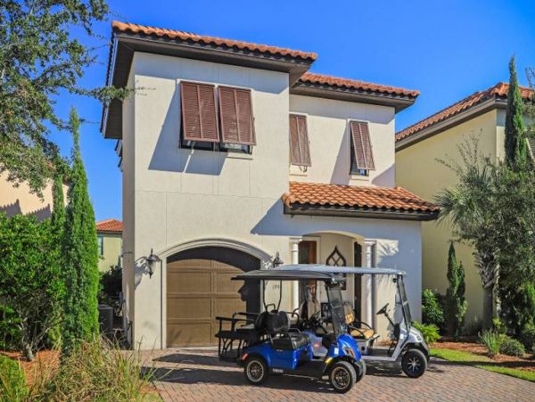 Beautiful 4 Bedroom Home in Miramar Beach Sleeps 12