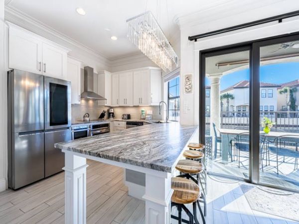 Beautiful 4 Bedroom Home in Miramar Beach Sleeps 12