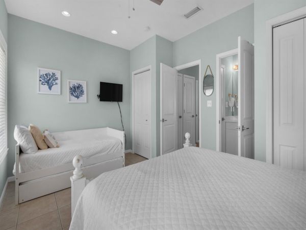 Gulf View Four Bedroom Vacation Home in Seacrest Beach