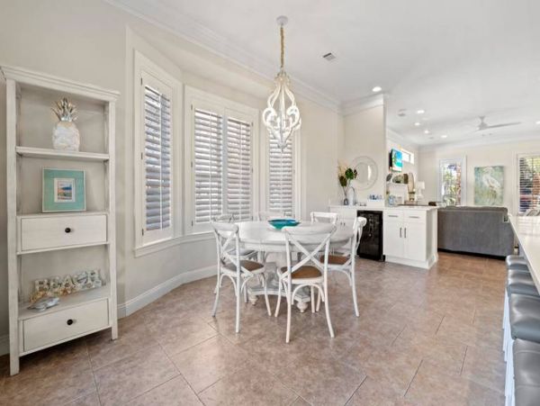 Four Bedroom Luxury Vacation Rental in Destin