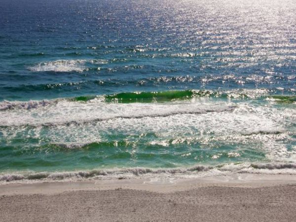 Charming Four Bedroom Destin Vacation Home Walk to Beach