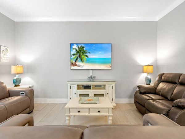 Destin Four Bedroom Beach House Sleeps Twelve Guests