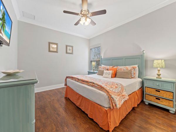 Destin Four Bedroom Beach House Sleeps Twelve Guests