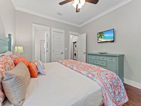 Destin Four Bedroom Beach House Sleeps Twelve Guests