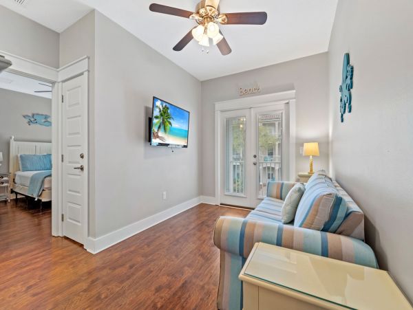 Destin Four Bedroom Beach House Sleeps Twelve Guests