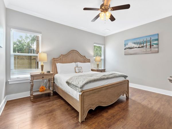 Destin Four Bedroom Beach House Sleeps Twelve Guests