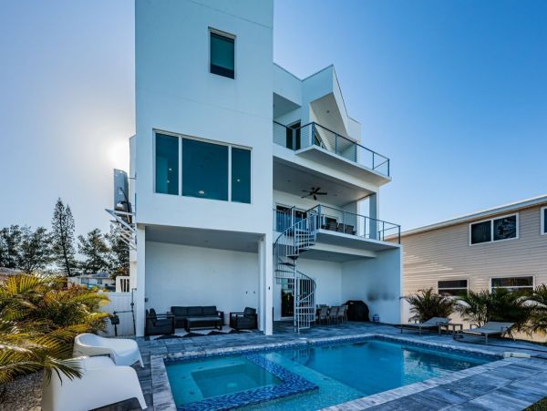 Treasure Island Vacation Luxury Pool Home Four Bedroom Bay Views