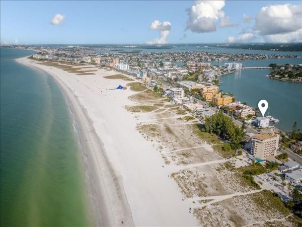 Treasure Island Vacation Luxury Pool Home Four Bedroom Bay Views