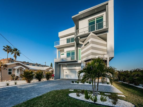 Treasure Island Vacation Luxury Pool Home Four Bedroom Bay Views