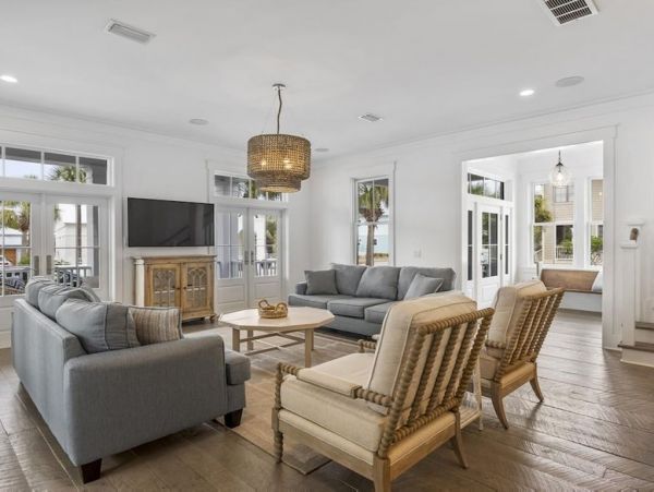 Panama City Vacation Home Six Bedroom Walk to Beach