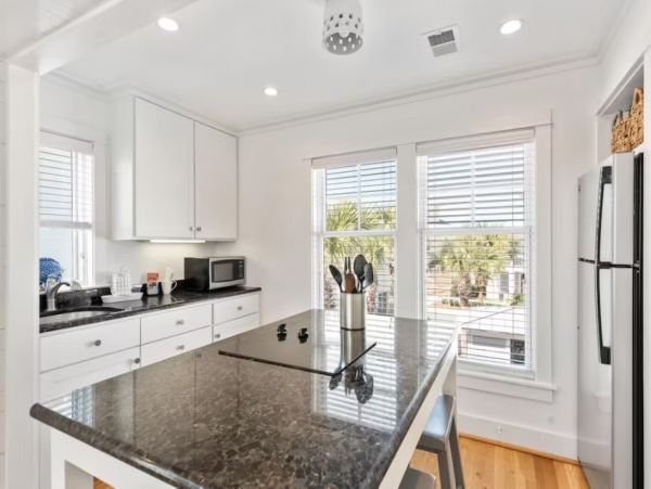 Panama City Vacation Home Six Bedroom Walk to Beach