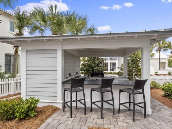 Panama City Vacation Home Six Bedroom Walk to Beach