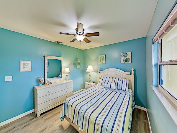 Cape Coral Vacation Home Three Bedroom