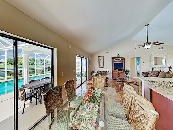 Cape Coral Vacation Home Three Bedroom