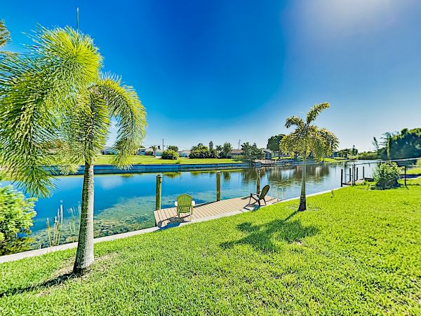 Cape Coral Vacation Home Three Bedroom