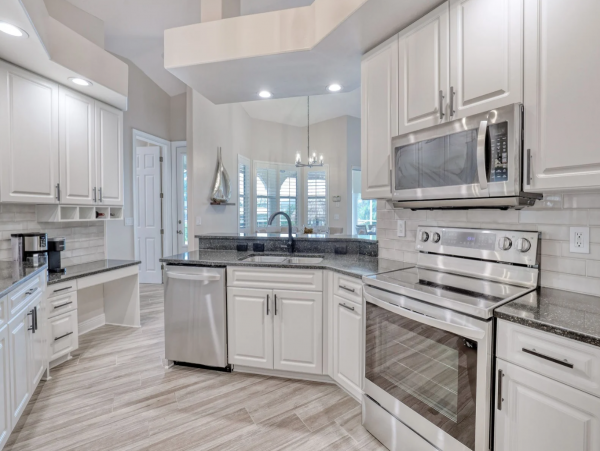 Beautiful Cape Coral Home with 3 Bedrooms Sleeps 6