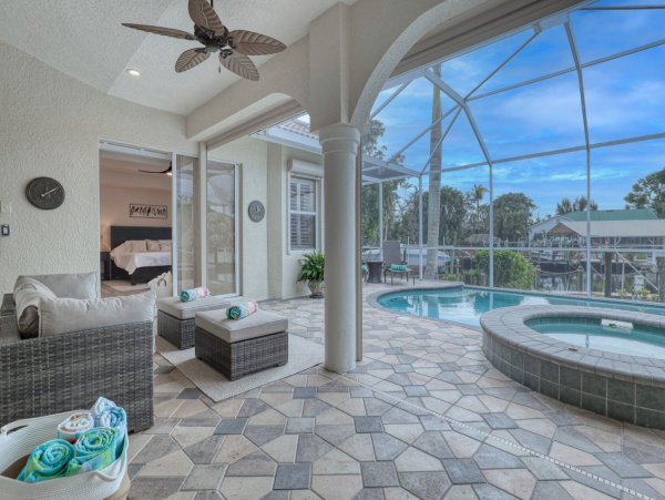 Beautiful Cape Coral Home with 3 Bedrooms Sleeps 6