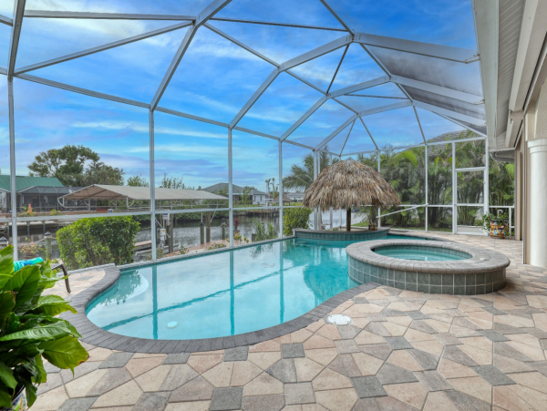 Beautiful Cape Coral Home with 3 Bedrooms Sleeps 6