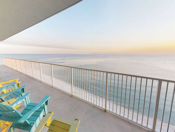 Full Ocean View Condo with 5 Bedrooms Sleeps 12