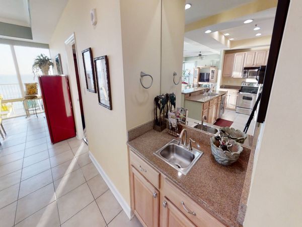 Full Ocean View Condo with 5 Bedrooms Sleeps 12
