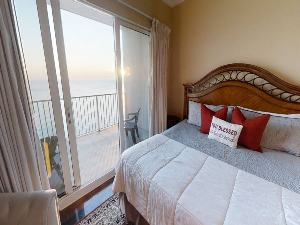 Full Ocean View Condo with 5 Bedrooms Sleeps 12