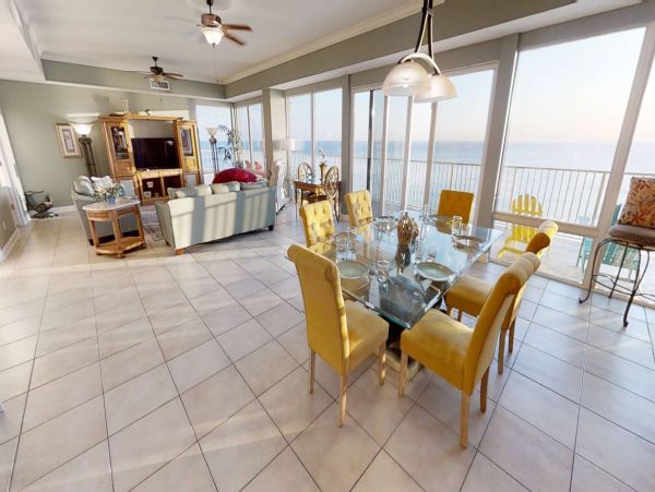 Full Ocean View Condo with 5 Bedrooms Sleeps 12