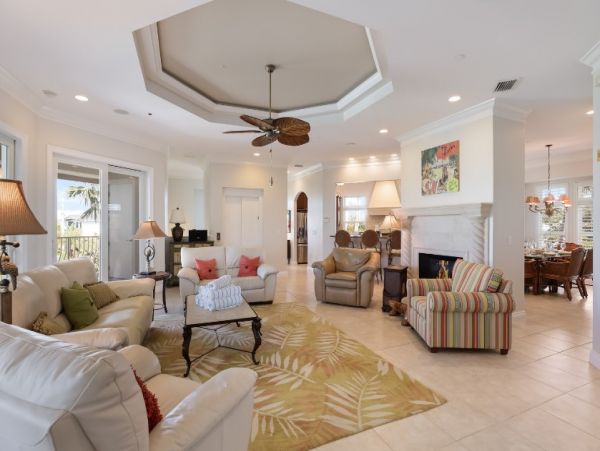 Luxury Beach Front Resort - 3-Bedroom, Heated Pool & Beach Access