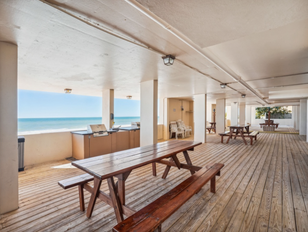 Second floor Madeira Beach Vacation rental on the beach