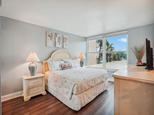 Second floor Madeira Beach Vacation rental on the beach