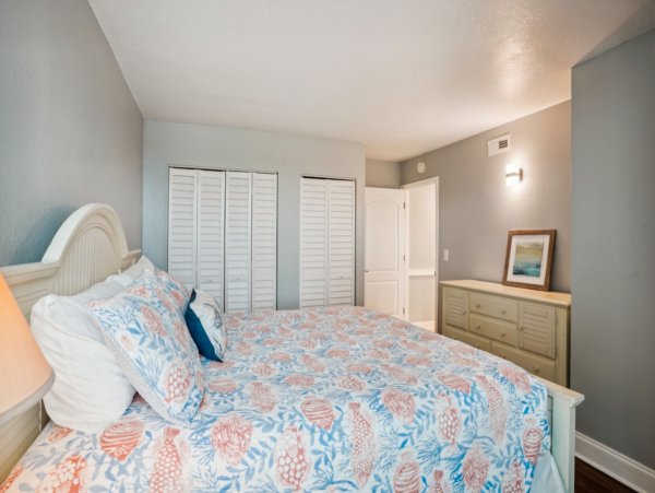 Second floor Madeira Beach Vacation rental on the beach
