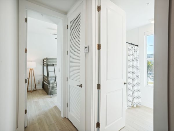 Quality Bayside Luxury Condo in Madeira Beach