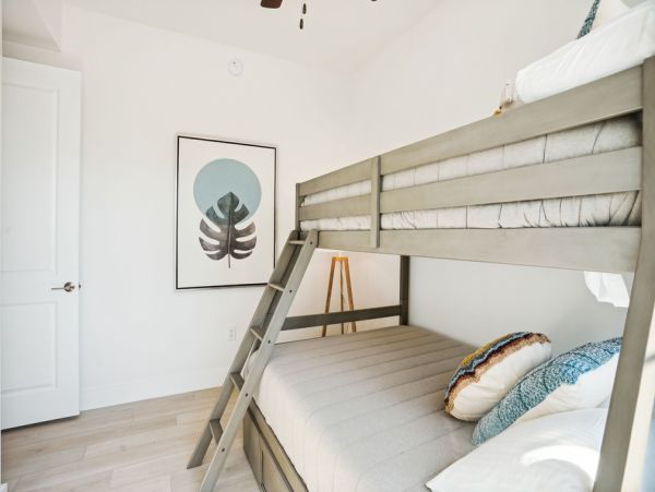 Quality Bayside Luxury Condo in Madeira Beach